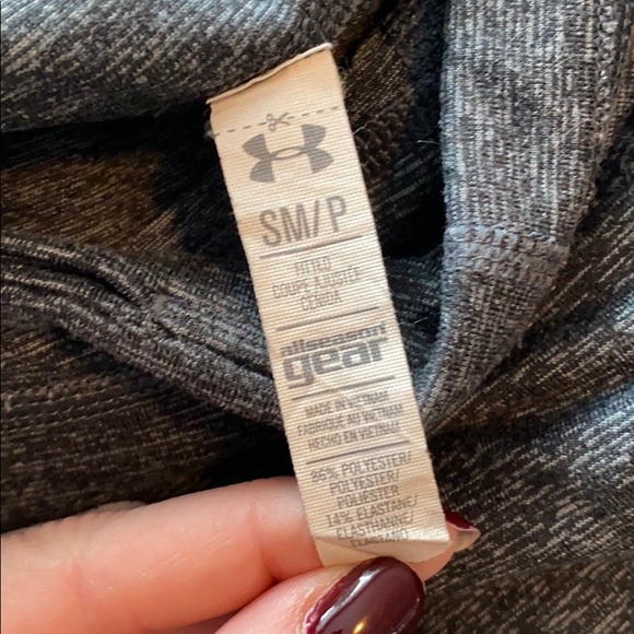 Under Armour Crops - Picture 3 of 3